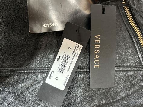 versace lederhose grün|Lederhosen von Versace im Sale .